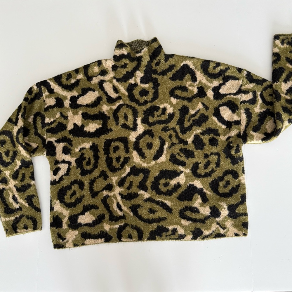 Zara Olive and Black Patterned Knit